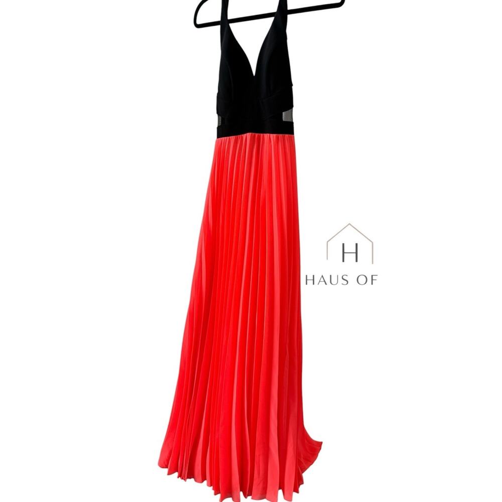 Crystal Doll Black & bright Red Pleated Chiffon Maxi Dress Cut Out Zip Size S